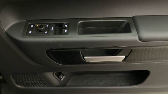 Volkswagen ID. Buzz 250kW GTX Pro 86kWh 5dr 4MOTION LWB Auto [7 Seat] Electric Estate - Image 19